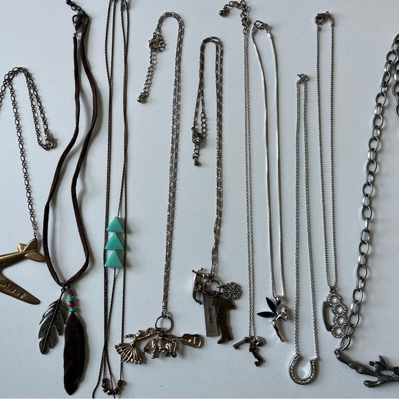 Assorted Necklaces - Picture 4 of 5